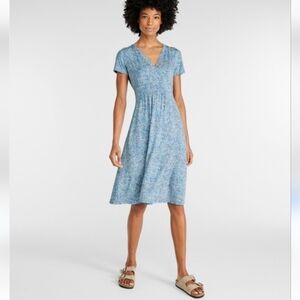 LL Bean Teal Blue Tropical Leaf Print V-Neck Short Sleeve Summer Dress Size MP